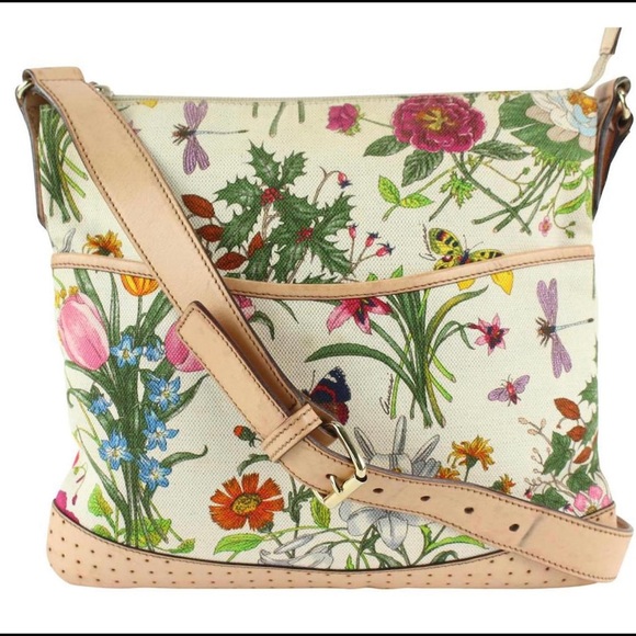 Gucci perforated floral print canvas oversized messenger crossbody - Picture 5 of 17